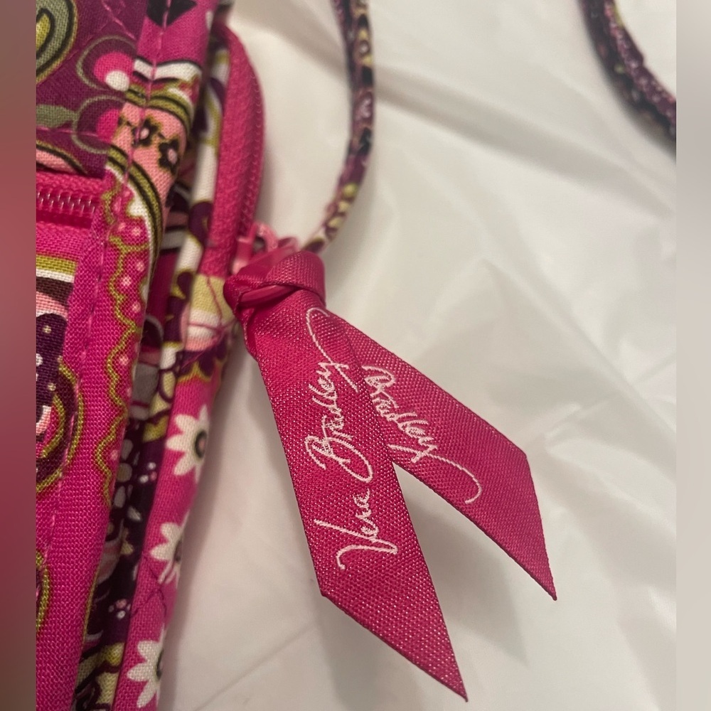 NWOT Vera Bradley Berry Paisley Crossbody bag Dark Pink Berry - Picture 8 of 12